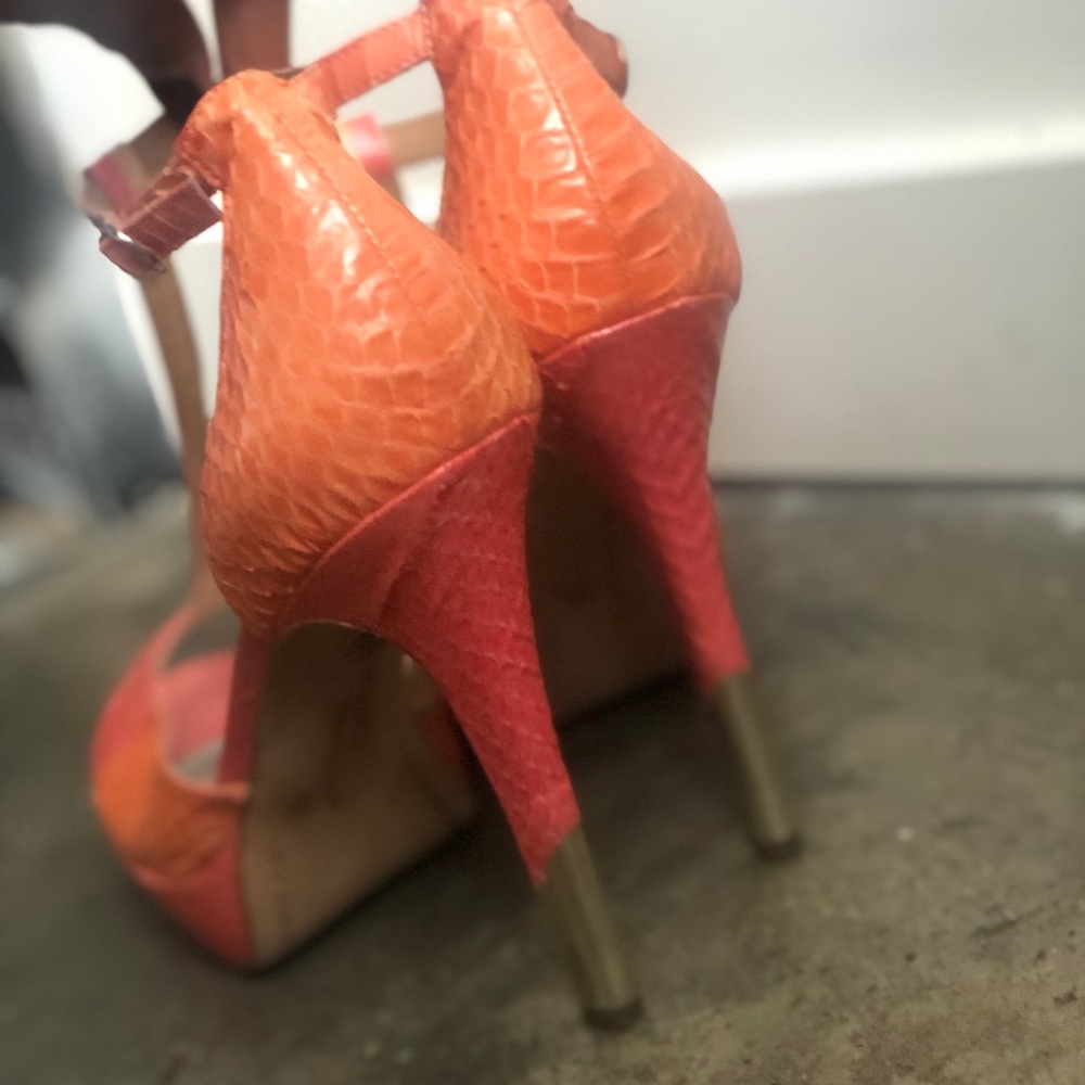 Decades for Modern Vintage Heels